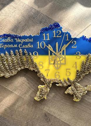 Годинник настінний з епоксидної смоли "карта україни" 100x67 см
