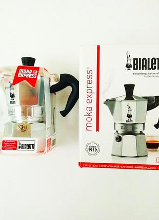Кофеварка гейзерная bialetti moka express на 1 чашку (60 мл)