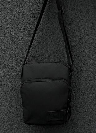 Мужская однотонная черная барсетка staff all black