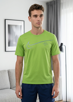 Футболка тренировочная nike m nk df uv run dvn miler gx ss dm4811-377 division беговая