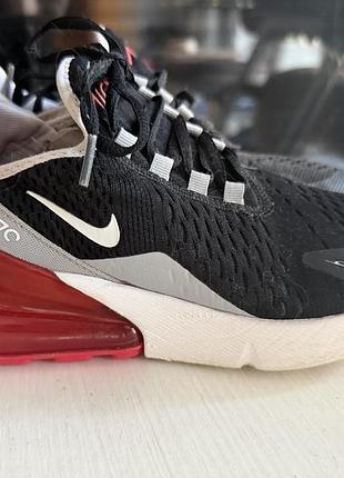 Кросівки nike air 270 38p
