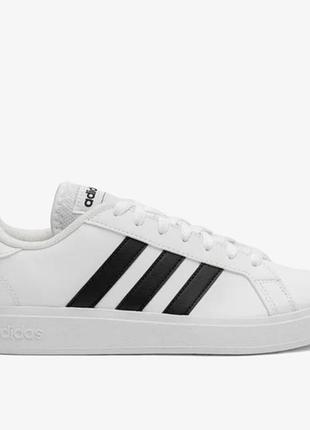 Кроссовки adidas