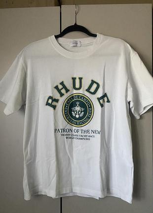 Біла футболка rhude casa de campo, створена у колаборації з магазином patron of the new.