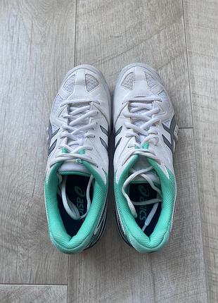 Жіночі кросівки asics gel-tactic