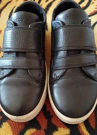 Женские кожаные кроссовки ecco