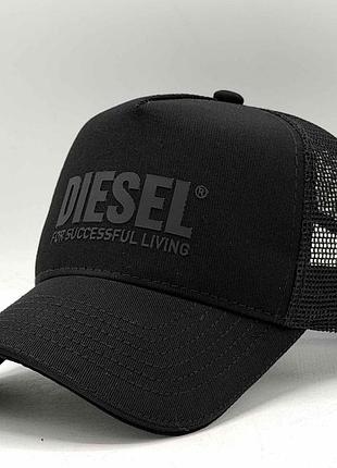 Чорна чоловіча бейсболка дізель, літня чорна кепка з сіткою diesel, тракер, 57-58