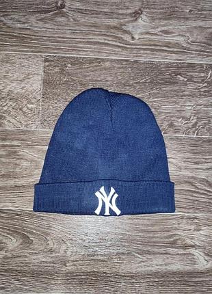 Шапка yankees