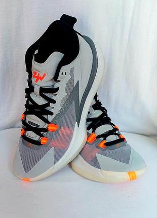 Мужские кроссовки оригинальные в коробке для баскетбольных nike air jordan zion 1
da 3130- 008 light smoke grey