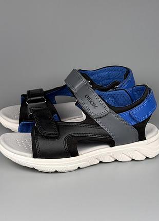 Босоніжки geox airadyum  32 р.