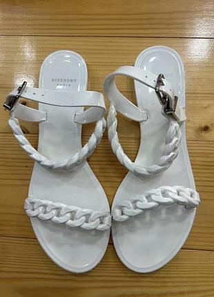 Givenchy paris оригінальні білі босоніжки jelly chain 39 р
