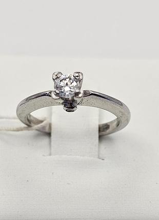Кольцо серебряное с кубическим цирконием "нежность" 16 1,8 г