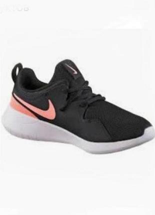 Кроссовки бренда nike tessen made in vietnam u9 10 eur 27,5