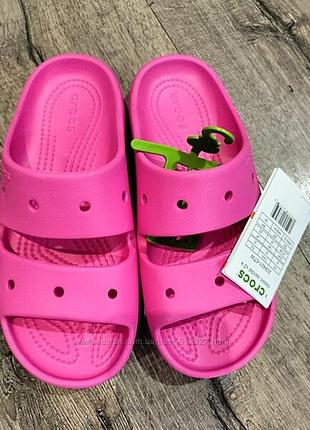 Шльопанці crocs classic sandal v2 38_38,5