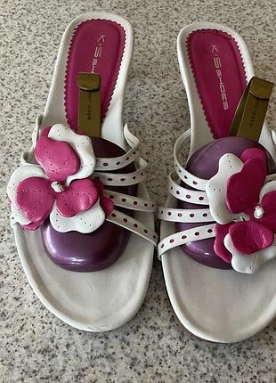Кожаные фирменные шлепки/40/brend k.s.shoes