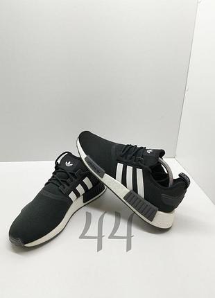 Чоловічі кросівки adidas core black / cloud white / grey five