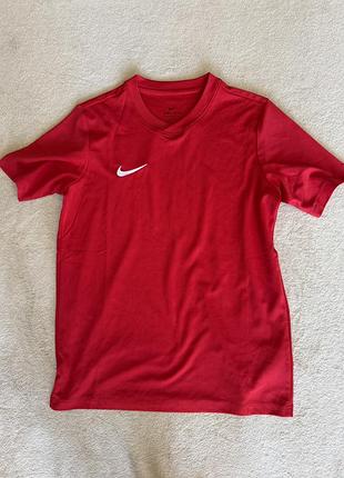 Спортивна футболка nike dry fit
