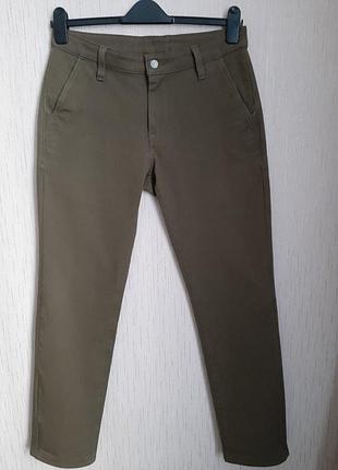 Levi's джинсы,брюки цвет хаки,оригинал