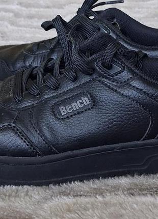 Чоловічі кросівки bench