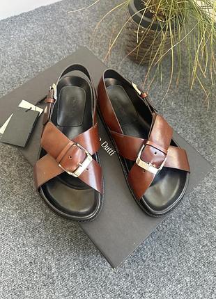 Жіночі коричневі шкіряні босоніжки massimo dutti
