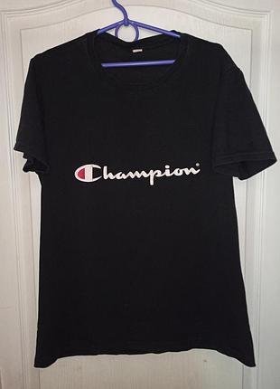 Черная футболка champion с логотипом б/у