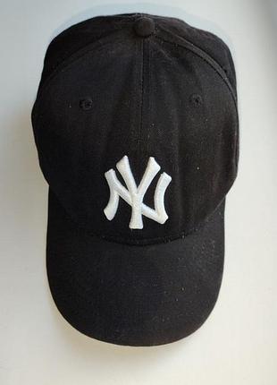 Кепка yankees