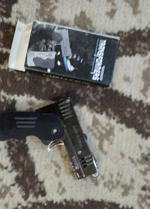 Газовая зажигалка lighter трансформер два вида пламени серая
Нашимовша в тикток зажигалка-трансформер с двумя видами пламени. важно! - есть кнопка
