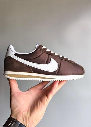 Жіночі кросівки nike cortez nylon brown / найк кортез коричневі / nike cortez жіночі / коричневі кортези
