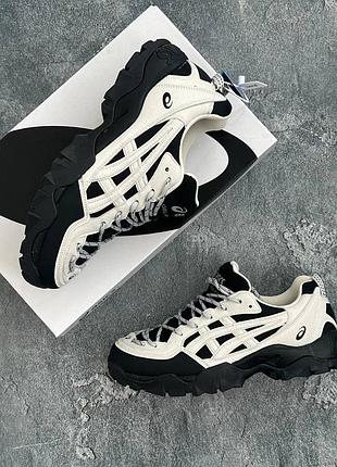 Стильні кросівки asics gel-pickax oyster light grey