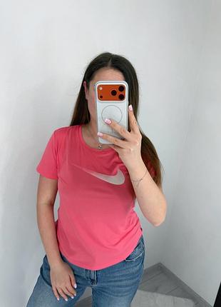 Жіноча футболка nike 7
