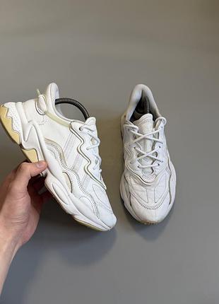 Adidas ozweego white 39(24.5cm) ozelia