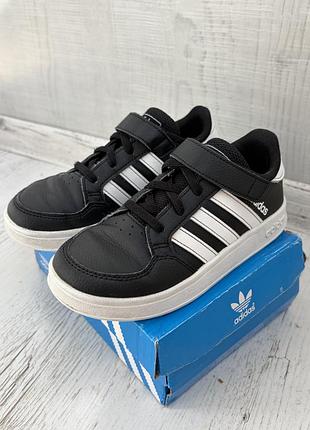 Adidas кросівки для хлопчика