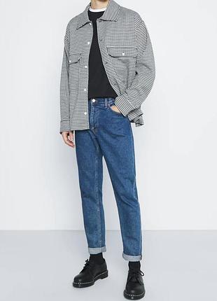 Weekday чоловіча верхня сорочка оверсайз чорно-білого кольору 
h&m zara reserved bershka pull bear uniqlo