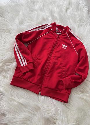 Червона олімпійка adidas