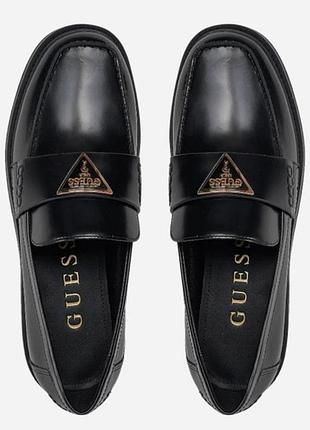Лофери guess
