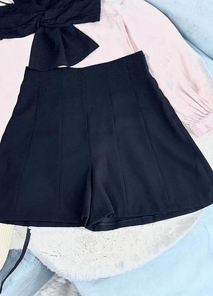 Шорти класичні чорні zara жіночі м