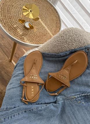 Оригінальні босоніжки вʼєтнамськи dkny, 37р