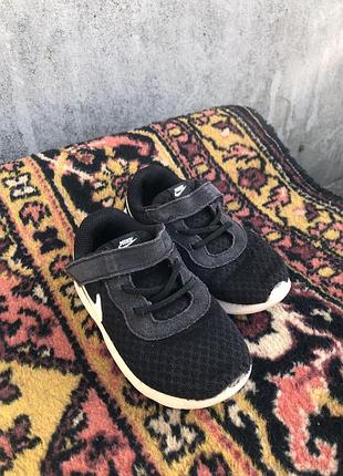 Кросівки nike чорні 25 розмір