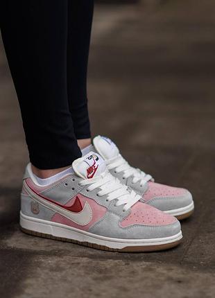 Кроссовки nike sb dunk low se 85 double swosh pink rabbit