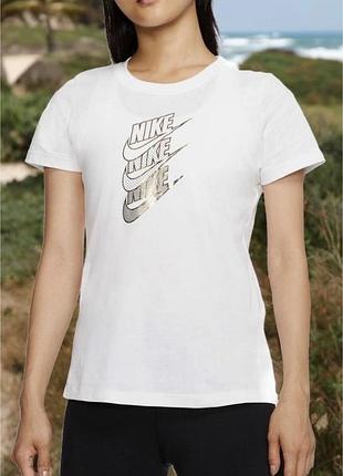 Оригінальна білосніжна жіноча футболка nike