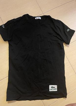 Футболка чорна lacoste