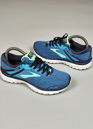 Кроссовки brooks