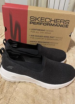 Мокасіни skechers 36,5нові
