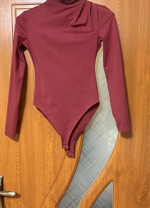 Бордове боді від бренду zara