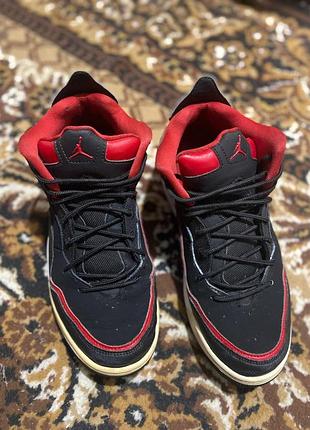 Кроссовки jordan original 41