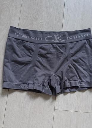 Серые трусы мужские базовые боксерки calvin klein m м 10 38 46
