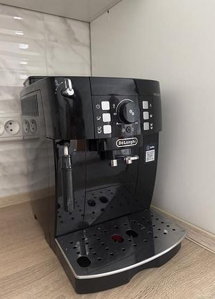: кавомашина de'longhi magnifica s — стан нової (4 використання!)