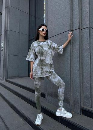 Модный и унlверсальный костюм на каждый деньнезамlенный рлч в гардеробl
