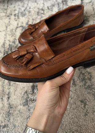 Жіночі лофери з натуральної шкіри russell & bromley