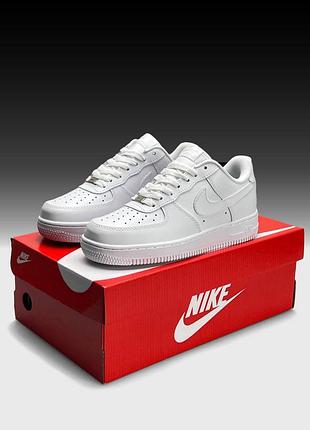 Жіночі кросівки nike air force 1 low white