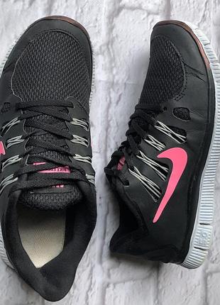 Кроссовки nike free 5.0+ shield 39р женские